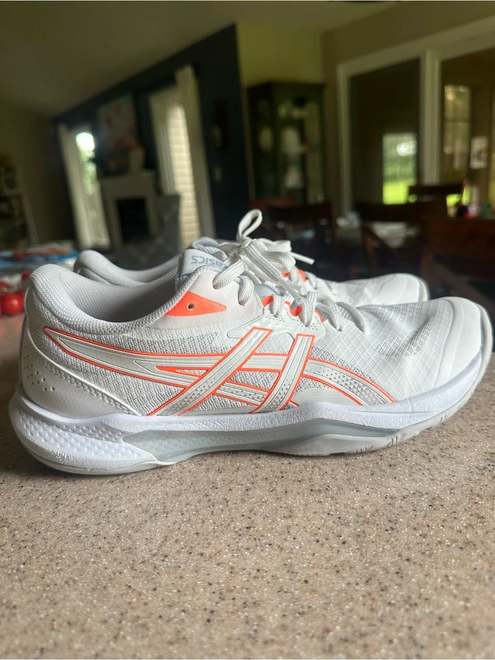 ASICS Women's Volleyball shoes with Coral Acc